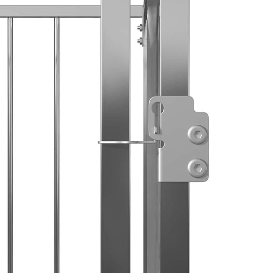 Close-up of the steel lock mechanism on Outdoor Dog Kennel 200x200x100 cm ensuring safety and security for pets.