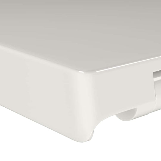 Soft-close Toilet Seat with Quick-release Design  Square close-up showing smooth surface and quick-release feature.