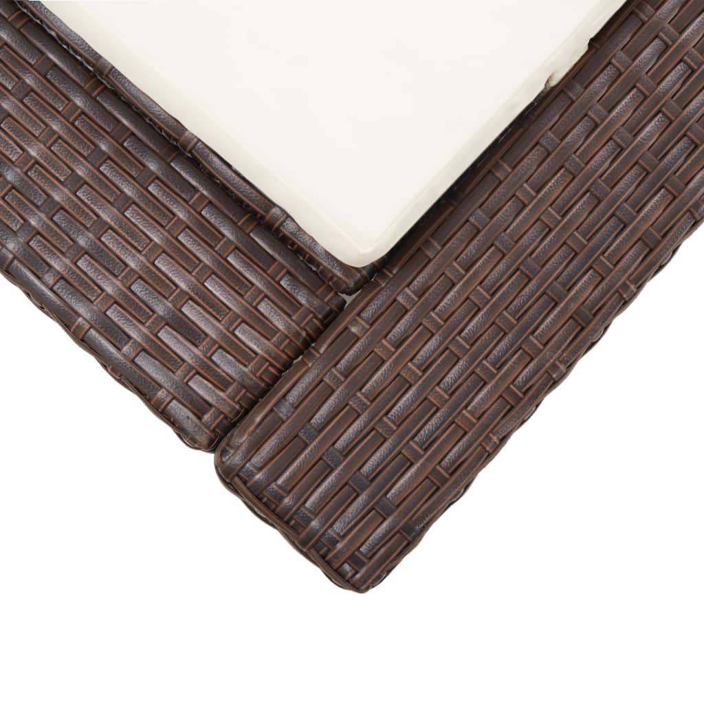 Sunbed with Cushion – Comfortable Poly Rattan Outdoor Lounger close-up showing woven rattan texture and cushion corner