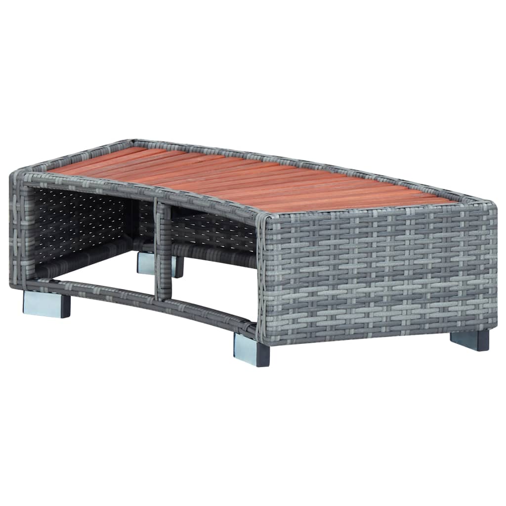 Spa step in grey poly rattan with eucalyptus hardwood top, designed for stability and weather resistance. Perfect for hot tubs.