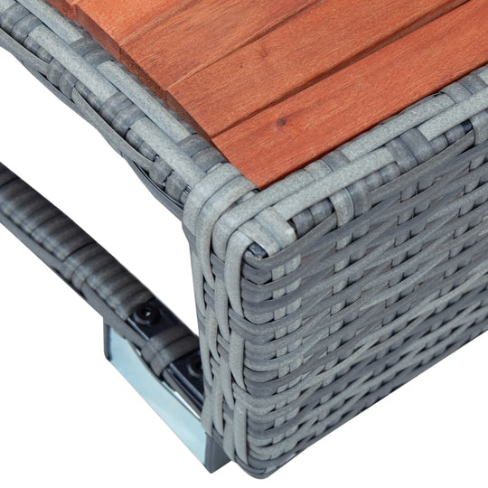 Close-up of grey poly rattan and eucalyptus wood spa step with durable aluminum support for stability and weather resistance.