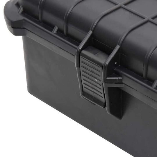 Portable Flight Case  52x40x19 cm PP with secure latch and durable design for heavy-duty protection.